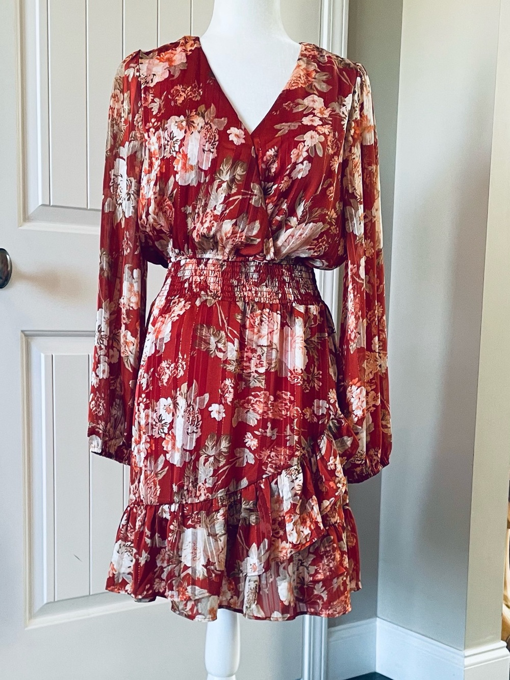Floral V-Neck Long Sleeve Dress in Rust